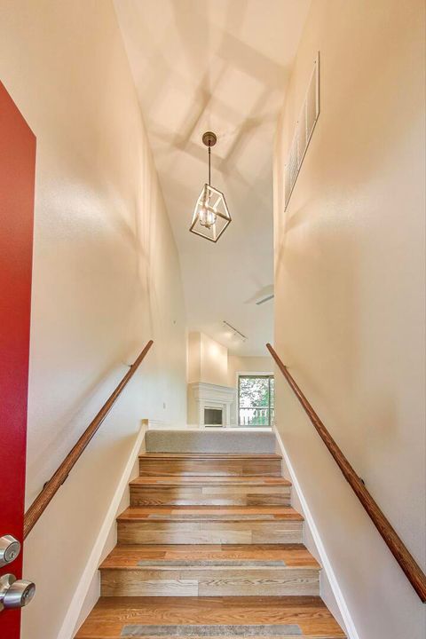 Tiny photo for 25 Shoreline Road #B, Lake Barrington, IL 60010 (MLS # 12488214)