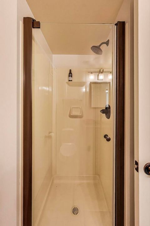 Tiny photo for 25 Shoreline Road #B, Lake Barrington, IL 60010 (MLS # 12488214)