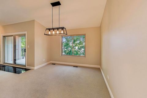 Tiny photo for 25 Shoreline Road #B, Lake Barrington, IL 60010 (MLS # 12488214)
