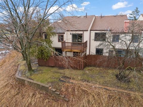 Tiny photo for 367 Juniper Tree Court, Hoffman Estates, IL 60169 (MLS # 12187882)