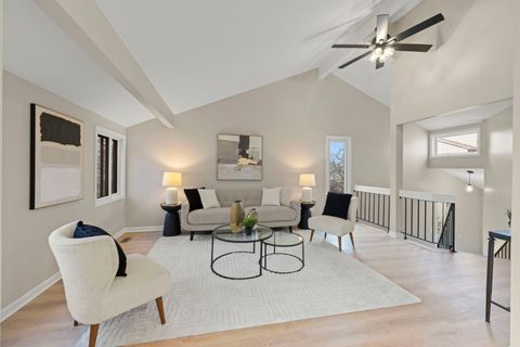 Tiny photo for 367 Juniper Tree Court, Hoffman Estates, IL 60169 (MLS # 12187882)