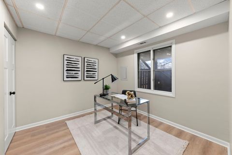 Tiny photo for 367 Juniper Tree Court, Hoffman Estates, IL 60169 (MLS # 12187882)