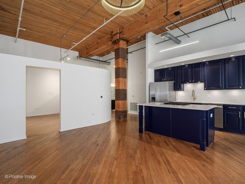 Tiny photo for 360 W Illinois Street #231, Chicago, IL 60654 (MLS # 12615694)