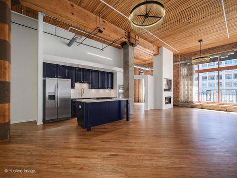 Tiny photo for 360 W Illinois Street #231, Chicago, IL 60654 (MLS # 12615694)