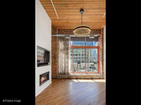 Tiny photo for 360 W Illinois Street #231, Chicago, IL 60654 (MLS # 12615694)