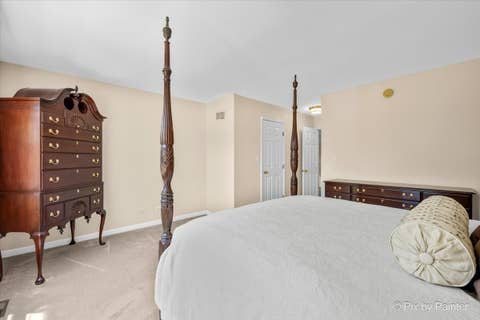 Tiny photo for 624 Daisy Lane, Roselle, IL 60172 (MLS # 12713358)
