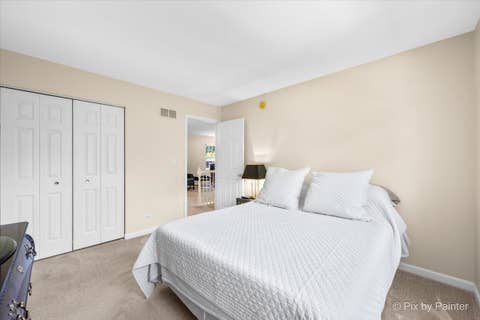 Tiny photo for 624 Daisy Lane, Roselle, IL 60172 (MLS # 12713358)