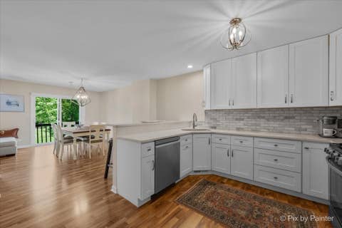 Tiny photo for 624 Daisy Lane, Roselle, IL 60172 (MLS # 12713358)