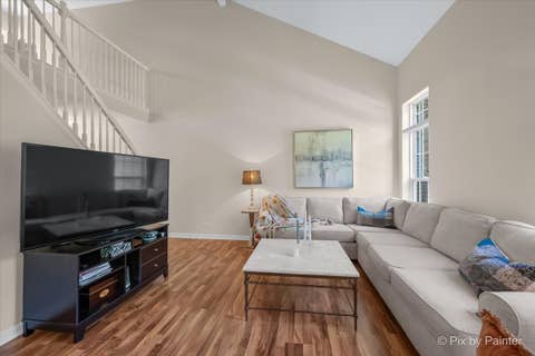 Tiny photo for 624 Daisy Lane, Roselle, IL 60172 (MLS # 12713358)