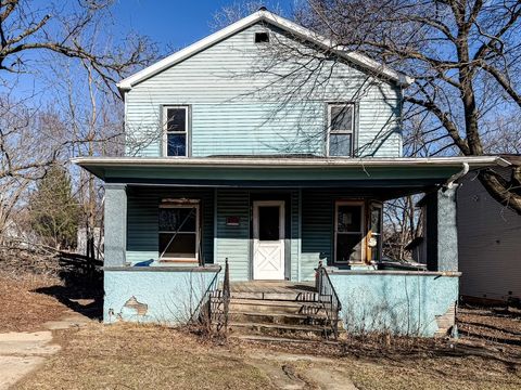 Photo of 417 Oakley Avenue, Rockford, IL 61101 (MLS # 12595087)