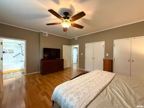 Tiny photo for 842 State Highway 14, Carmi, IL 62821 (MLS # QC4268624)