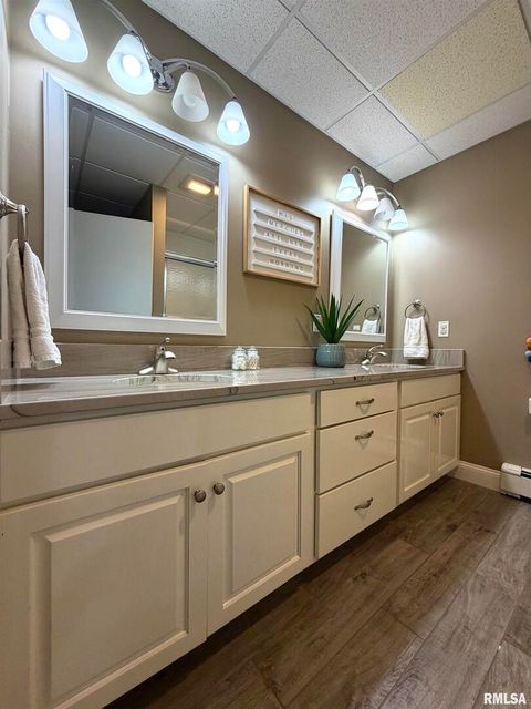 Tiny photo for 842 State Highway 14, Carmi, IL 62821 (MLS # QC4268624)