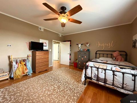 Tiny photo for 842 State Highway 14, Carmi, IL 62821 (MLS # QC4268624)