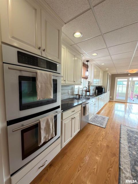 Tiny photo for 842 State Highway 14, Carmi, IL 62821 (MLS # QC4268624)