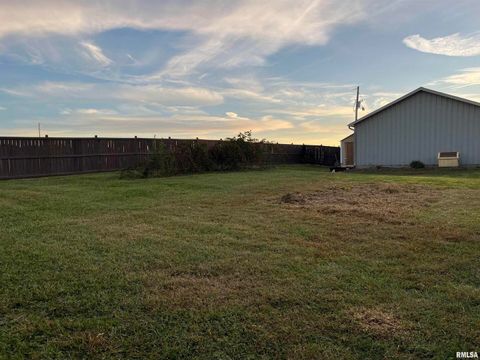 Tiny photo for 842 State Highway 14, Carmi, IL 62821 (MLS # QC4268624)