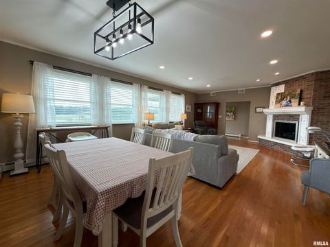 Tiny photo for 842 State Highway 14, Carmi, IL 62821 (MLS # QC4268624)