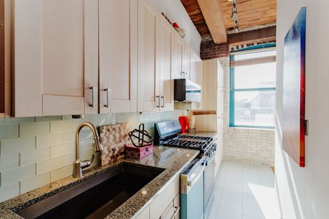 Tiny photo for 4745 N Ravenswood Avenue #210, Chicago, IL 60640 (MLS # 12506422)