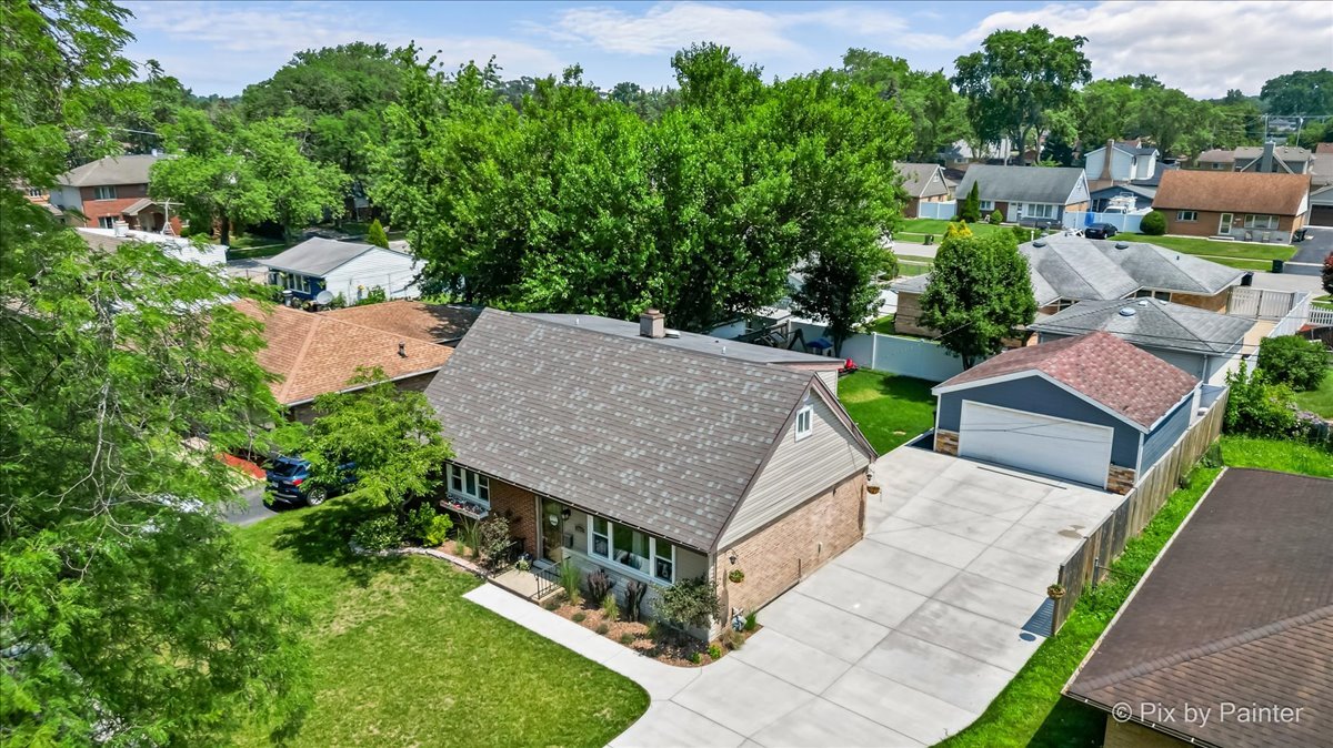 8907 FAIRLANE Drive