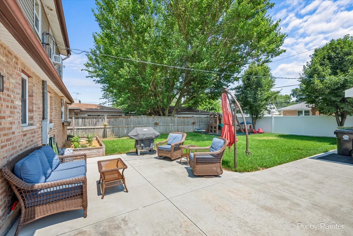 8907 FAIRLANE Drive