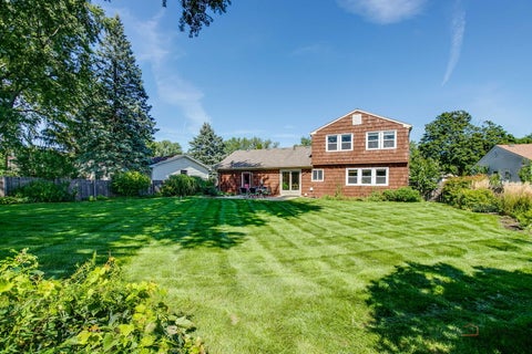 Tiny photo for 521 Arborgate Lane, Buffalo Grove, IL 60089 (MLS # 12735718)