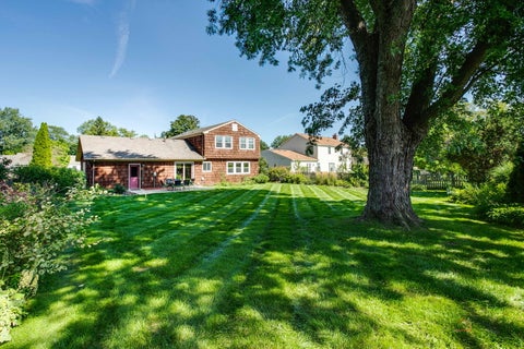 Tiny photo for 521 Arborgate Lane, Buffalo Grove, IL 60089 (MLS # 12735718)