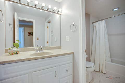 Tiny photo for 521 Arborgate Lane, Buffalo Grove, IL 60089 (MLS # 12735718)