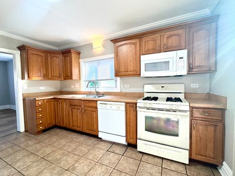 Tiny photo for 15750 Woodlawn West Avenue, South Holland, IL 60473 (MLS # 12498570)