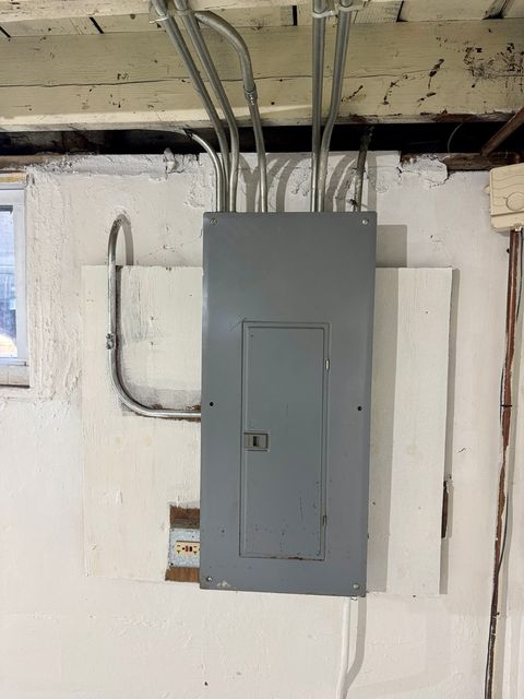 Tiny photo for 15750 Woodlawn West Avenue, South Holland, IL 60473 (MLS # 12498570)