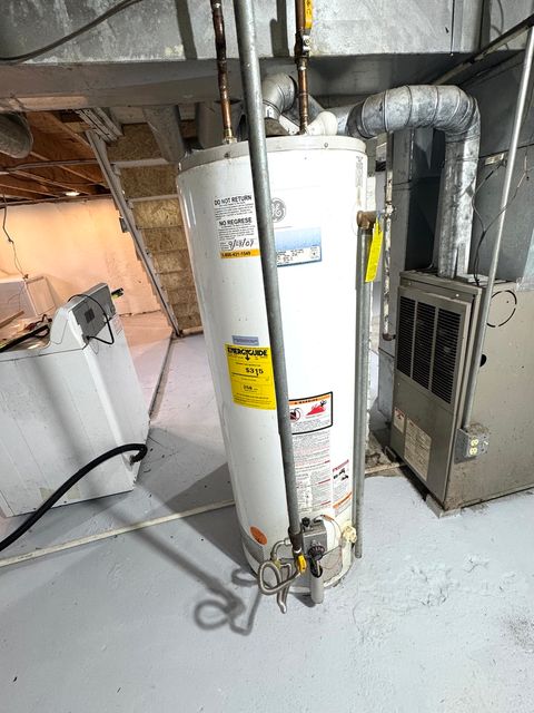 Tiny photo for 15750 Woodlawn West Avenue, South Holland, IL 60473 (MLS # 12498570)