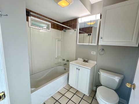 Tiny photo for 15750 Woodlawn West Avenue, South Holland, IL 60473 (MLS # 12498570)