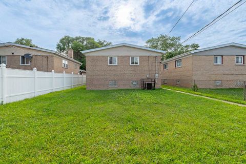 Tiny photo for 9432 S Union Avenue, Chicago, IL 60620 (MLS # 12435455)