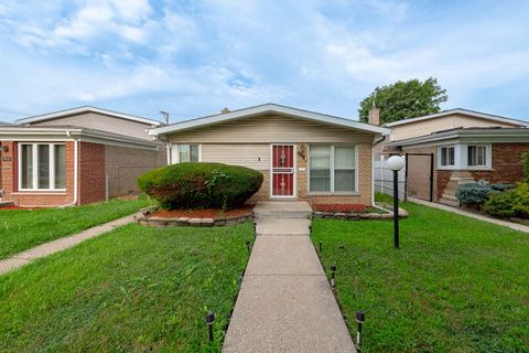 Photo of 9432 S Union Avenue, Chicago, IL 60620 (MLS # 12435455)