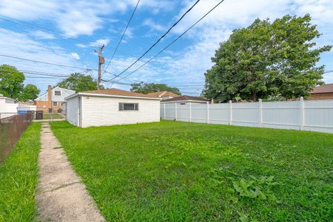 Tiny photo for 9432 S Union Avenue, Chicago, IL 60620 (MLS # 12435455)