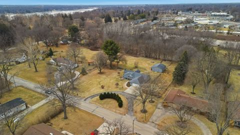 Tiny photo for 1307 Sinnissippi Park Road, Sterling, IL 61081 (MLS # 12571554)