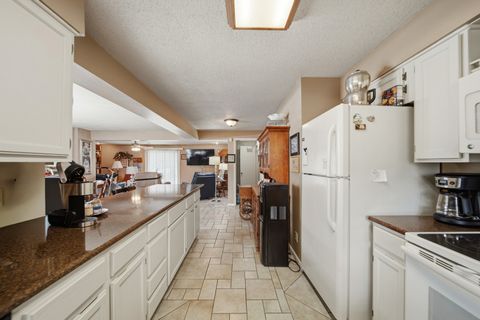 Tiny photo for 1307 Sinnissippi Park Road, Sterling, IL 61081 (MLS # 12571554)