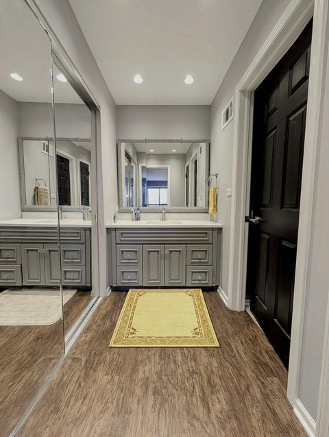 Tiny photo for 1400 N Yarmouth Place #314, Mount Prospect, IL 60056 (MLS # 12355816)