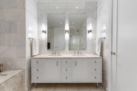 Tiny photo for 435 N Michigan Avenue #401, Chicago, IL 60611 (MLS # 12742789)