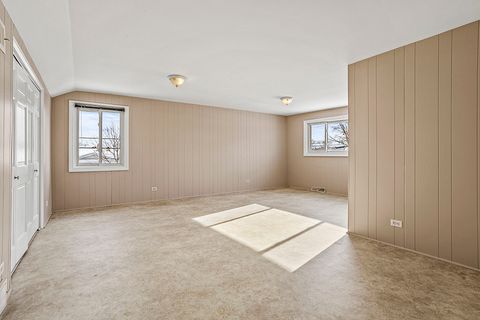 Tiny photo for 5001 Harnew Road, Oak Lawn, IL 60453 (MLS # 12506362)