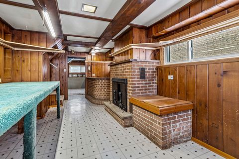 Tiny photo for 5001 Harnew Road, Oak Lawn, IL 60453 (MLS # 12506362)