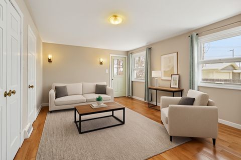 Tiny photo for 5001 Harnew Road, Oak Lawn, IL 60453 (MLS # 12506362)