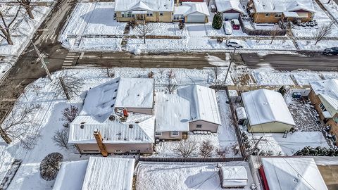 Tiny photo for 5001 Harnew Road, Oak Lawn, IL 60453 (MLS # 12506362)