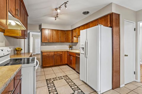 Tiny photo for 5001 Harnew Road, Oak Lawn, IL 60453 (MLS # 12506362)