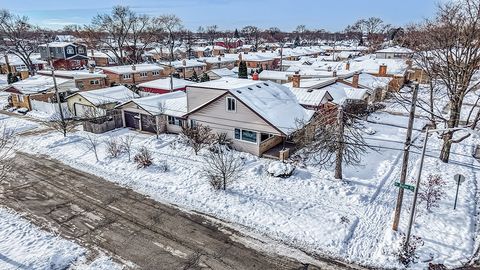 Tiny photo for 5001 Harnew Road, Oak Lawn, IL 60453 (MLS # 12506362)