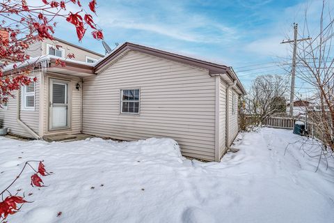 Tiny photo for 5001 Harnew Road, Oak Lawn, IL 60453 (MLS # 12506362)