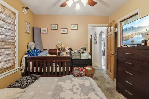 Tiny photo for 3940 N Paris Avenue, Chicago, IL 60634 (MLS # 12593587)