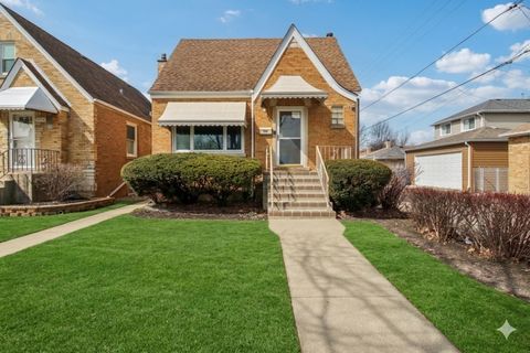 Photo of 3940 N Paris Avenue, Chicago, IL 60634 (MLS # 12593587)