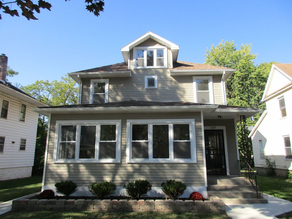 Photo for 369 S Chicago Avenue, Kankakee, IL 60901 (MLS # 12501167)