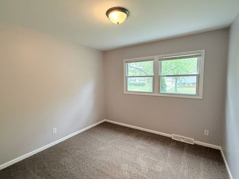 Tiny photo for 18905 Park Avenue, Lansing, IL 60438 (MLS # 12501130)