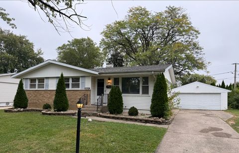 Tiny photo for 18905 Park Avenue, Lansing, IL 60438 (MLS # 12501130)