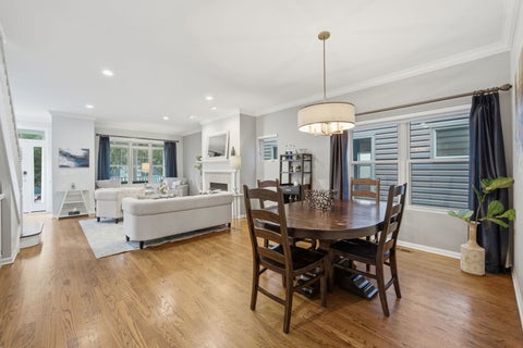 Tiny photo for 1606 W EDGEWATER Avenue, Chicago, IL 60660 (MLS # 12751028)